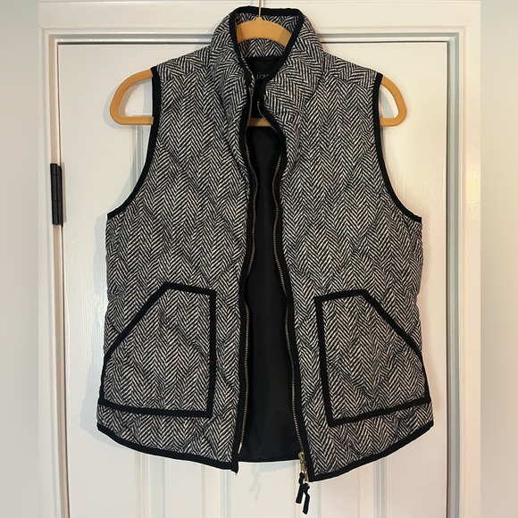 J. Crew Factory Jackets & Blazers - J. Crew Black and White Herringbone Vest Size Small